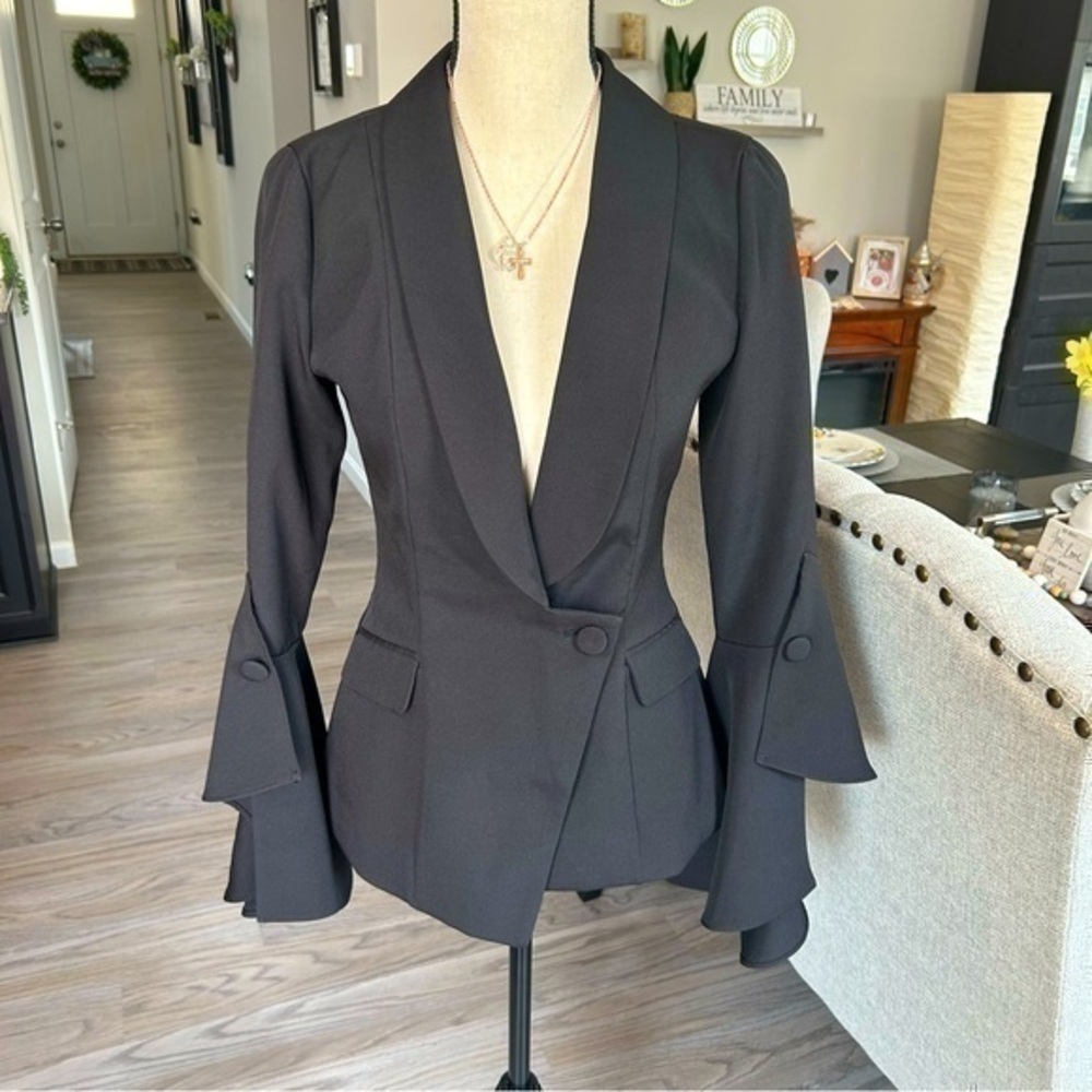 💋 ASOS Lavish Alice Frill Sleeve Fitted Blazer 🧥 2 - Picture 5 of 14